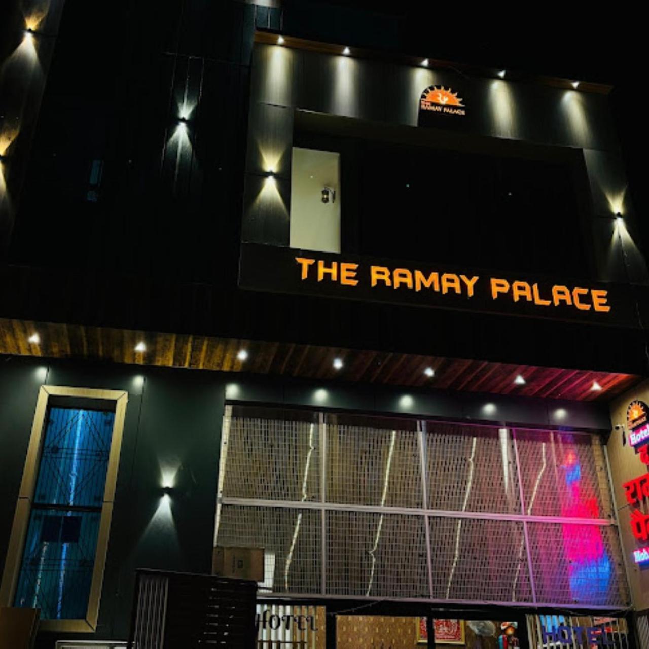 Hotel The Ramay Palace Ayodhya Exterior photo